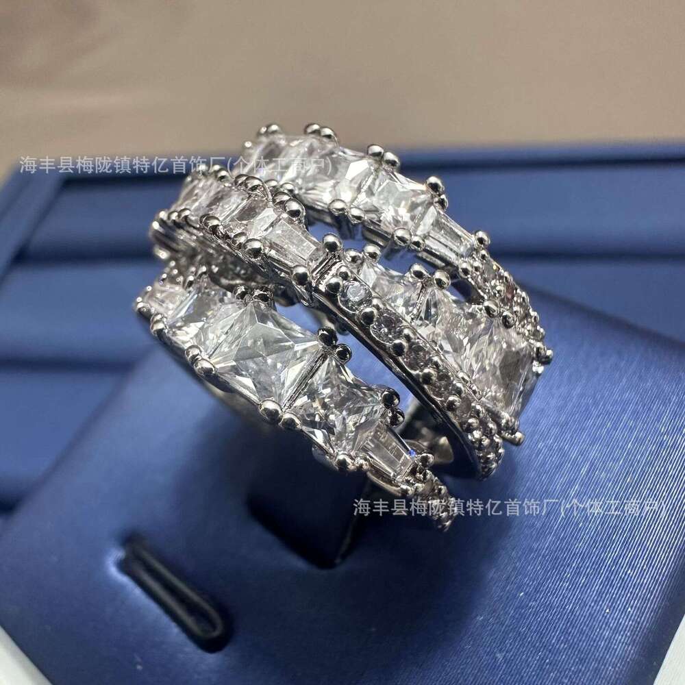 Shi Jia High Version Spiral Dynamic Cross Transport Rotation Twist Full Diamond Female Ring