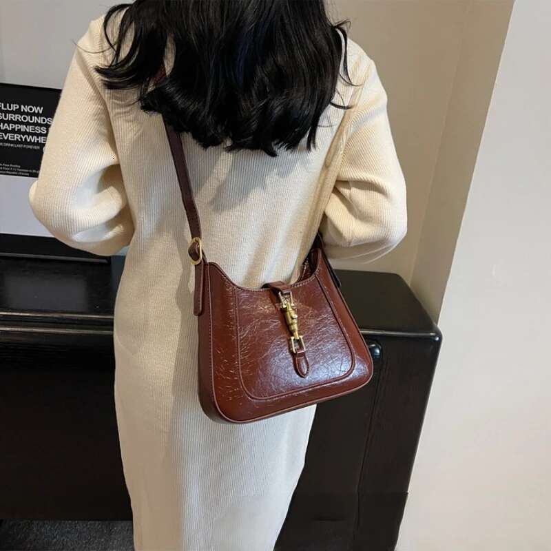 French Niche Armpit New Fashion Women's Crossbody College Style Casual Bag