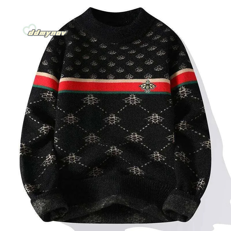 2024 New Fall Winter Korean Slim Bee Embroidery Pullovers High End Cashmere Sweater Men Soft Warm Mens Christmas Jumper ddmynov