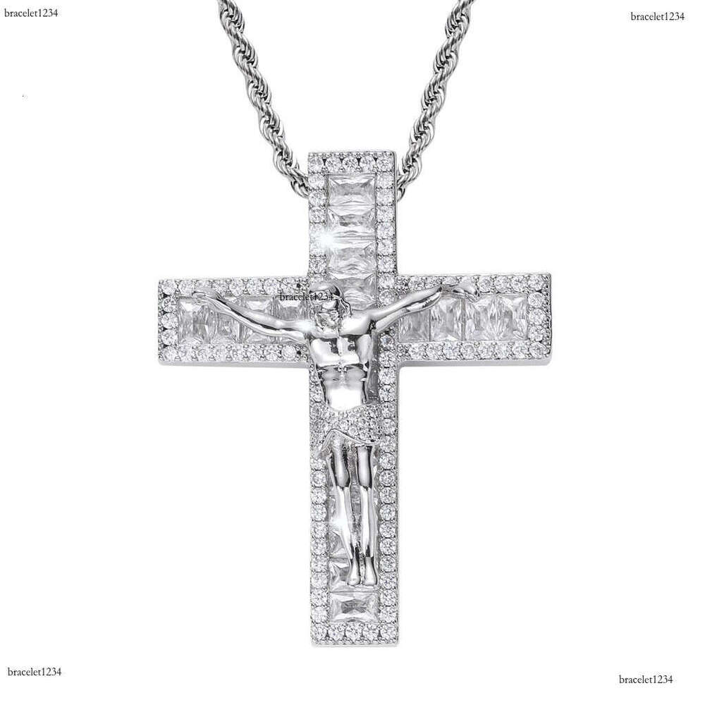 Luxury necklace cross copper micro-inlaid ice out VVS Moissanite hip Hop pendant for men and women Free delivery