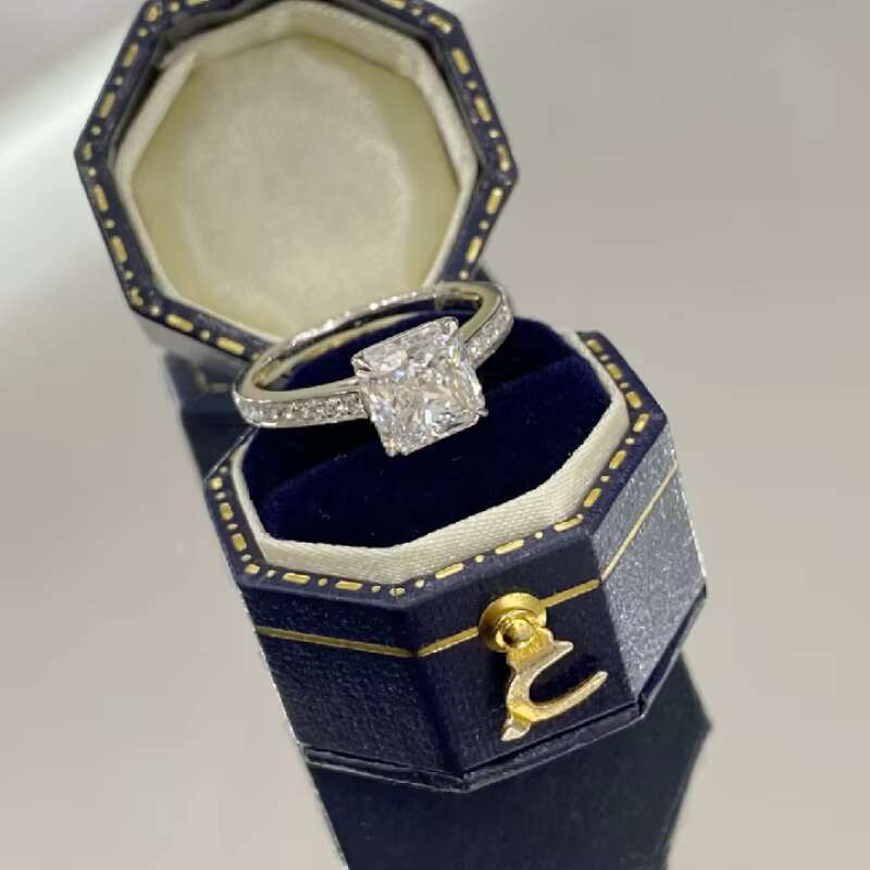 18K White Gold Classic Style Lab Grown Diamond Ring Radiant Diamonds Wedding Engagement Sample for Womens Anniversary Gift