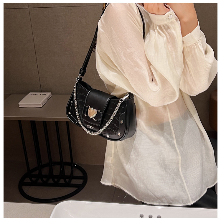 New Minimalist Designer Series Chain Armpit 2025 Free Shipping High-end Women's Stone Patterned Small Square Bag One Shoulder French Bamboo Pole 