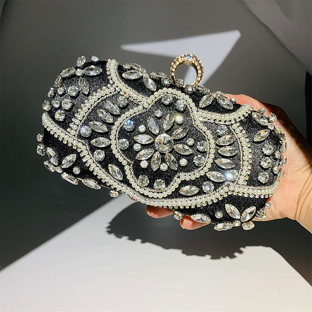 Chaozhou Hengmei Handbag Factory Banquet Handmade Pearl Embroidery Bright Film Women's Handheld Evening Dress Bag