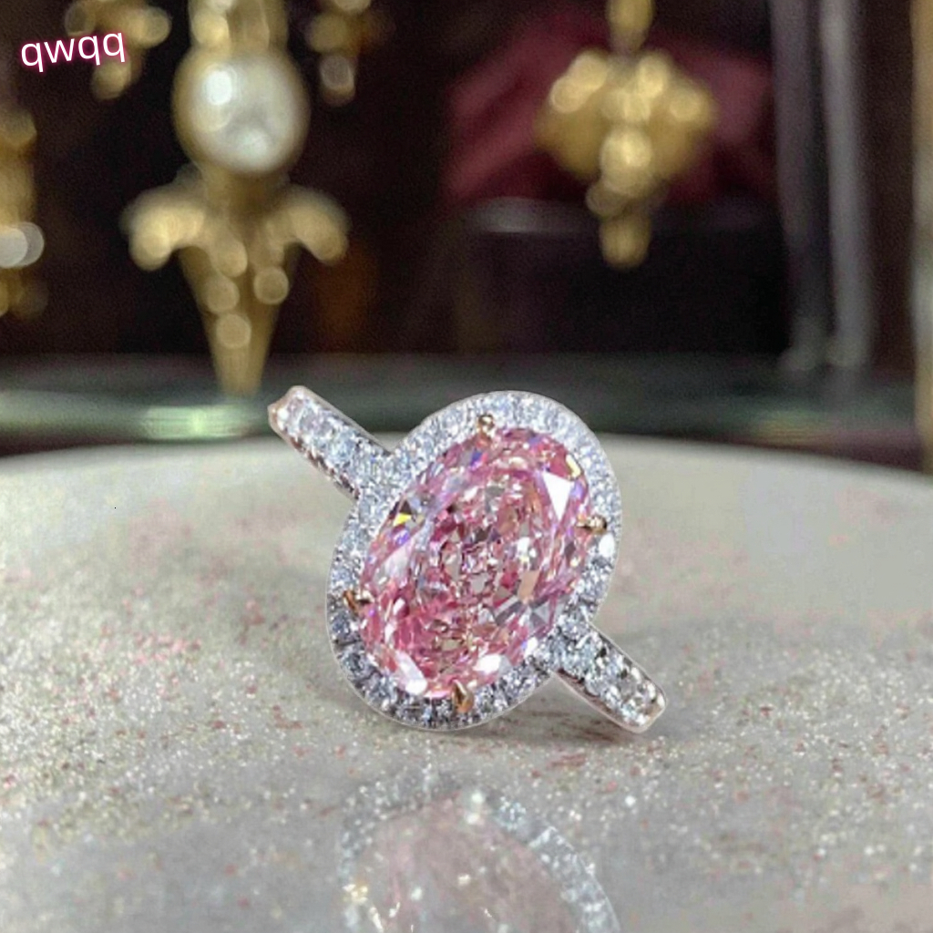 2.83 Ct Lab-grown Diamond VS2Fancy Light Pink Oval Cut Ring Engagement Ring Pave Setting