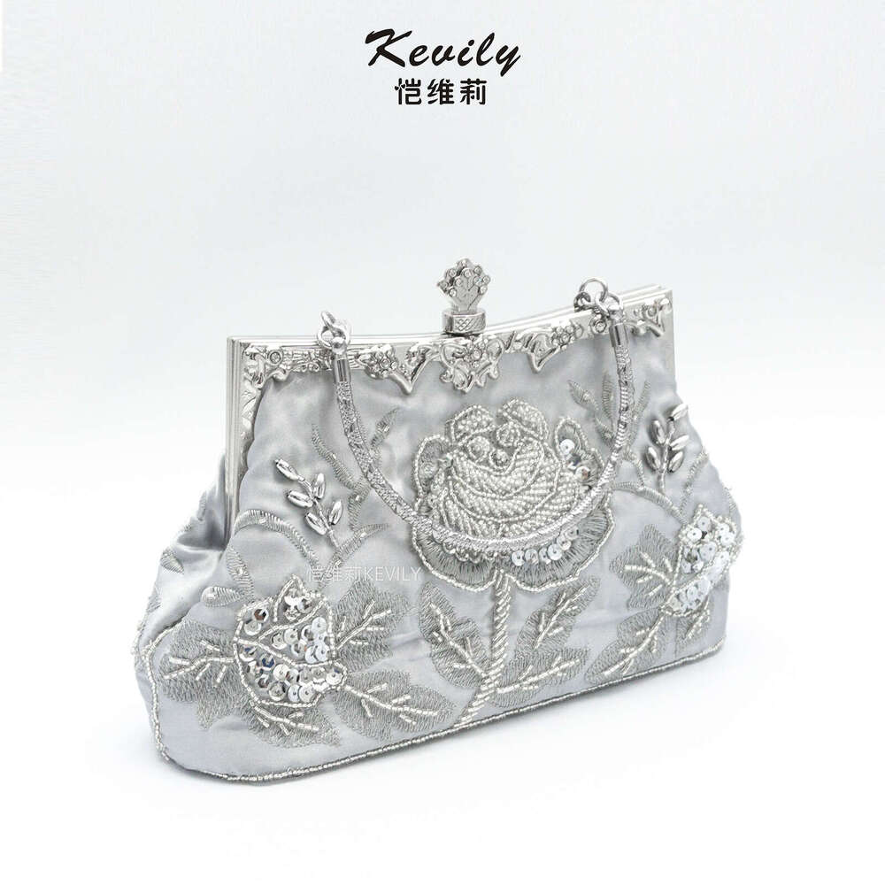Kaveri Pearl Embroidery Handmade Qipao Women's Evening Embroidered Handheld Bag