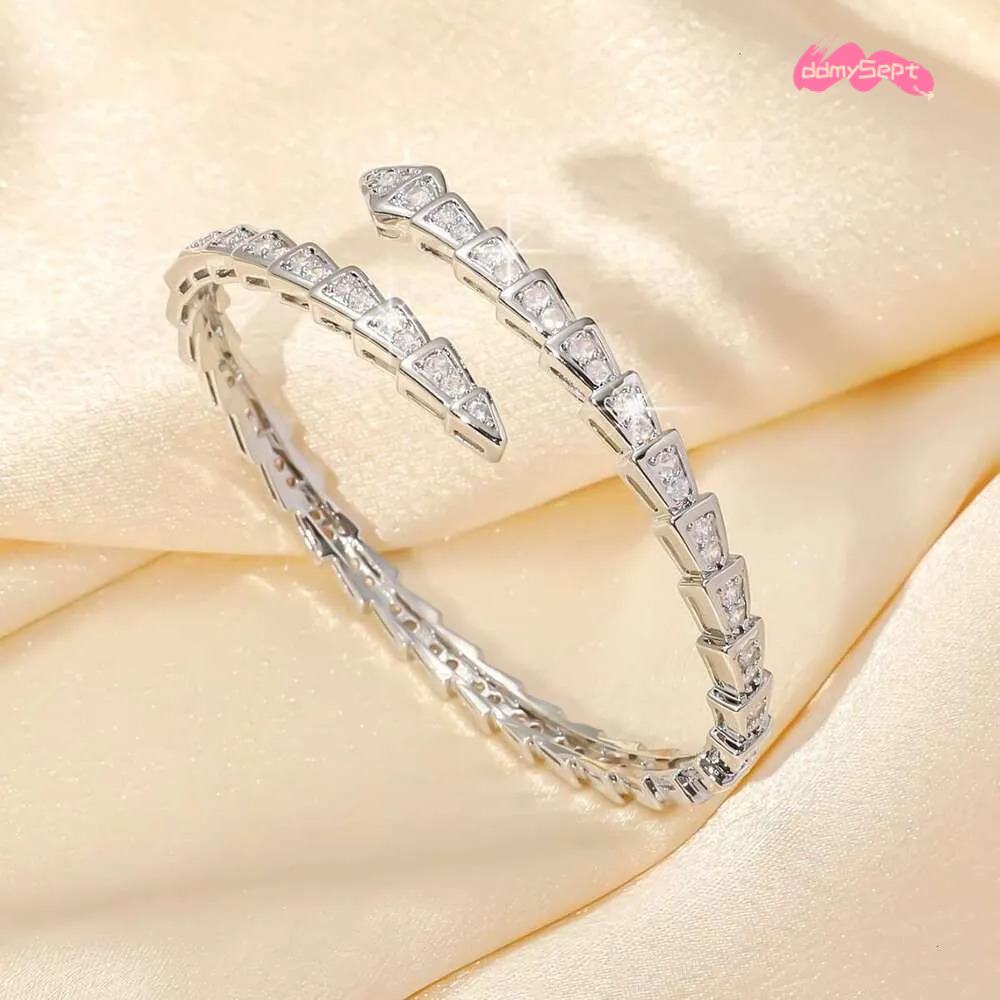 Women s Popular Round Diamond Full Zircon Bracelet Ladies Light Luxury Temperament Circular Bangle Cross border Best seller H11.21 ddmysept