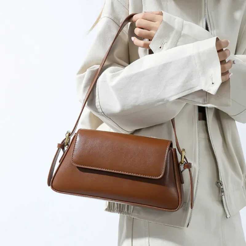 Retro Solid Color Shoulder Bags for Women 2024 Winter PU Leather Lady Underarm Bag Vintage Handbags and Purse Daily BagXJ250508