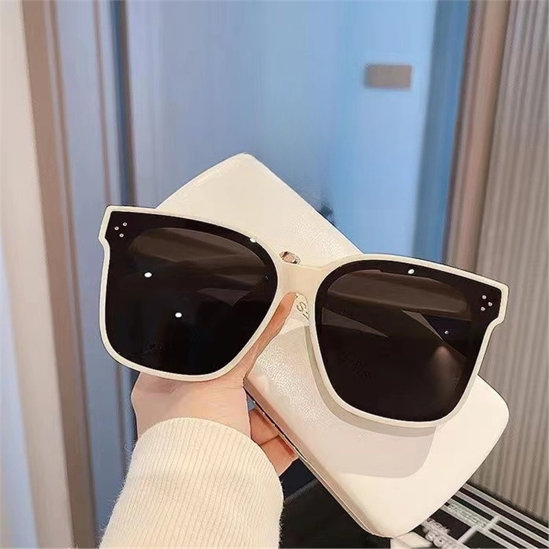 Top luxury Sunglasses polaroid lens designer womens Mens Goggle senior Eyewear For Women eyeglasses frame Vintage Metal Sun Glasses With