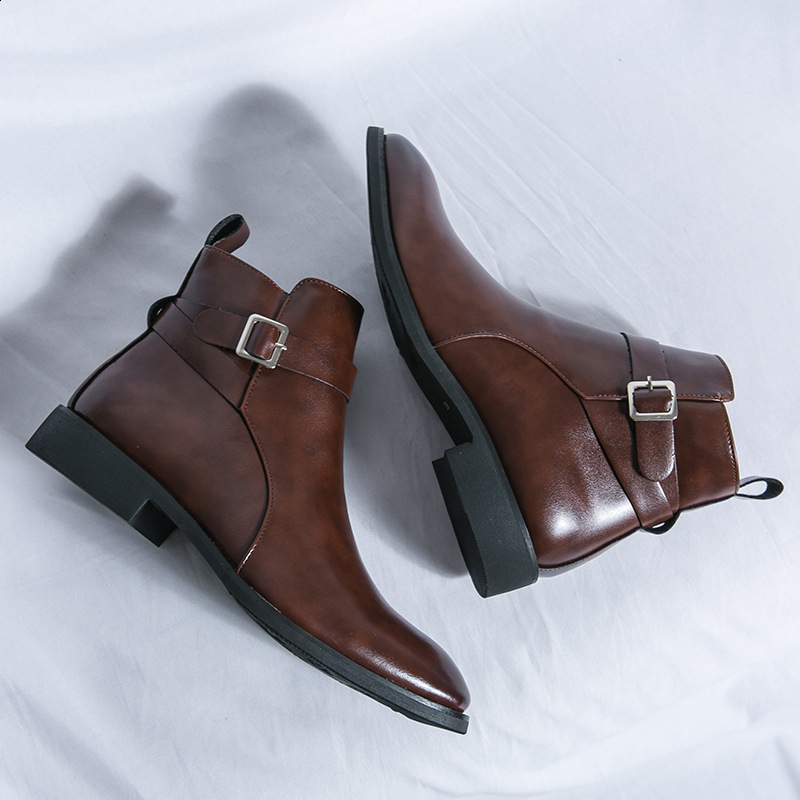 Men Summer High Top Martin Boots Trendy Pointed Short Boots Chelsea Boots Mens British Style Zipper Boots 220819