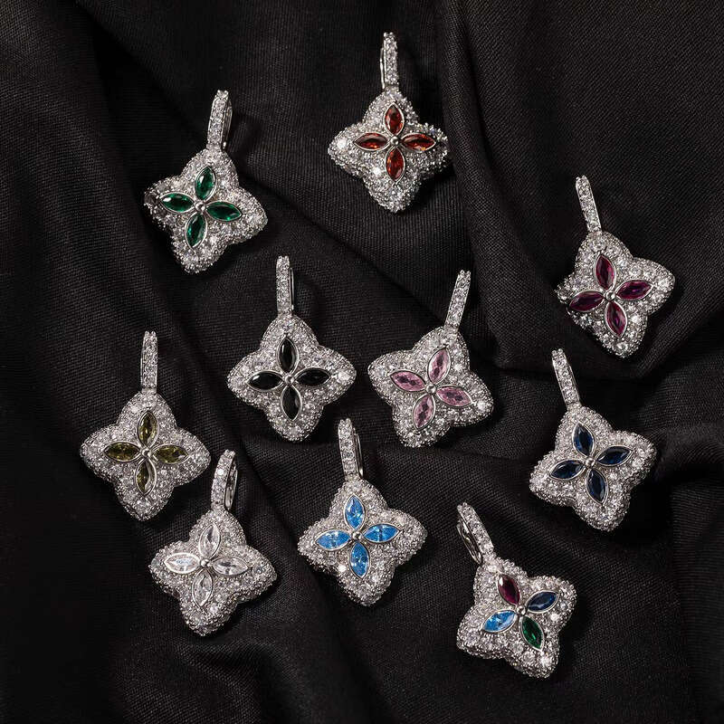 Uwin Iced Out Luminous Colorful VVS Moissanite Clover Blue Marquise Pattern Infinity Pendant