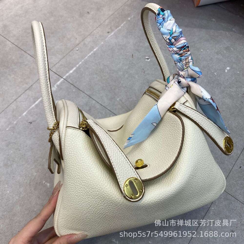 Designer Bag Shoulder Carrying Doctor S Lindi Soft Cowhide Lychee Pattern Handbag Single Shoulder Crossbody Versatile Embroidery Large Capacity