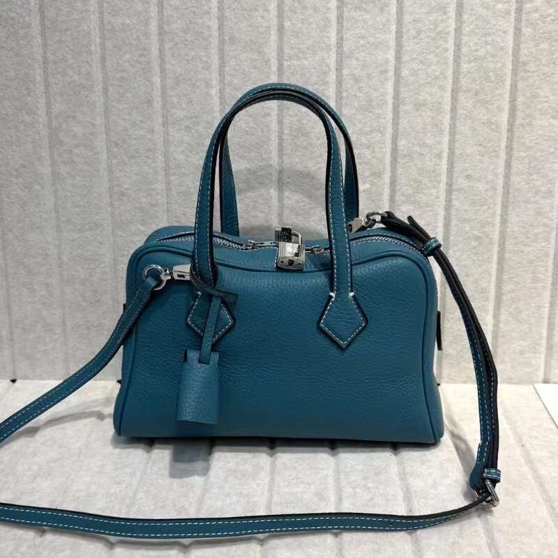 Designer Bag Genuine Leather Handbag 25Cm Size Bowling Women's Top Layer Cowhide Pillow Shoulder Crossbody Bag Small