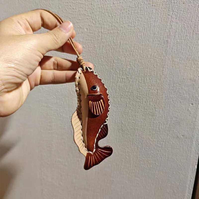 Cute Fish Keychain Genuine Leather Bag Pendant Womens Bag Decor Accessories Lucky Fish Charm Hanging Ornament Gift For Her/him Z251120