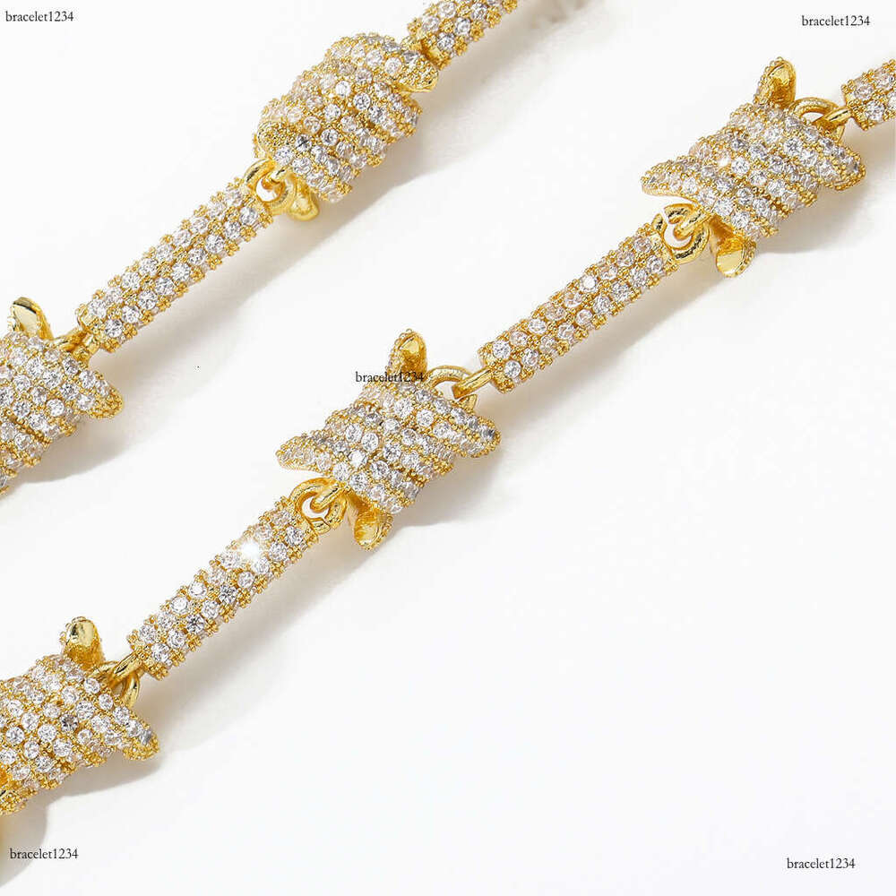 Luxury hip hop Cuban chain front, back filled with ice out VVS Moissanite bracelets for men and women Free delivery