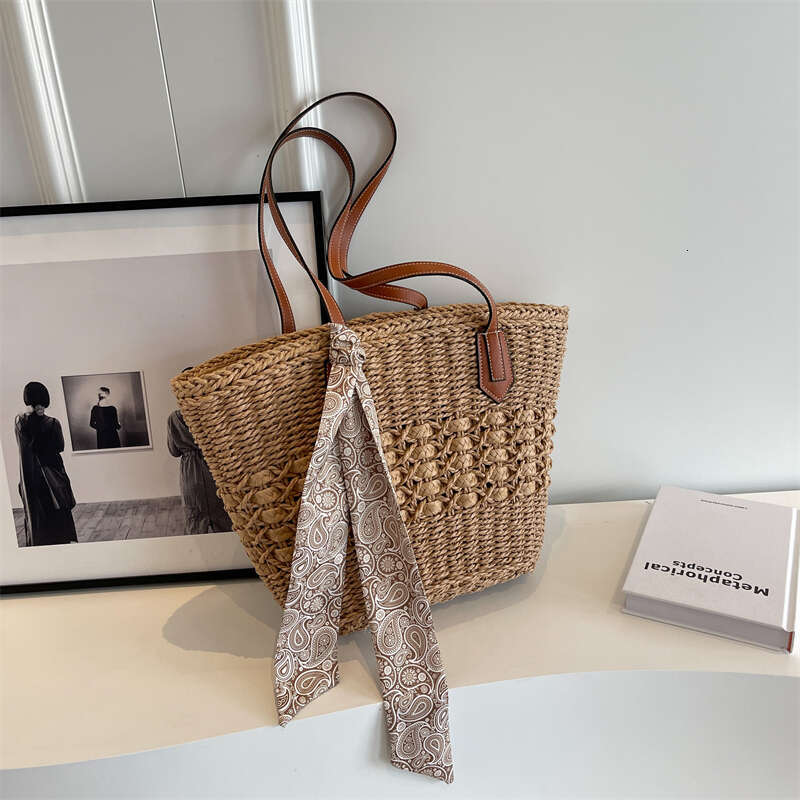 Ins Style Resort Beach Bag Large Capacity Straw Women New Style Trendy Summer Versatile Woven Single Shoulder Tote Bag For Beach Vacation Sand KQ