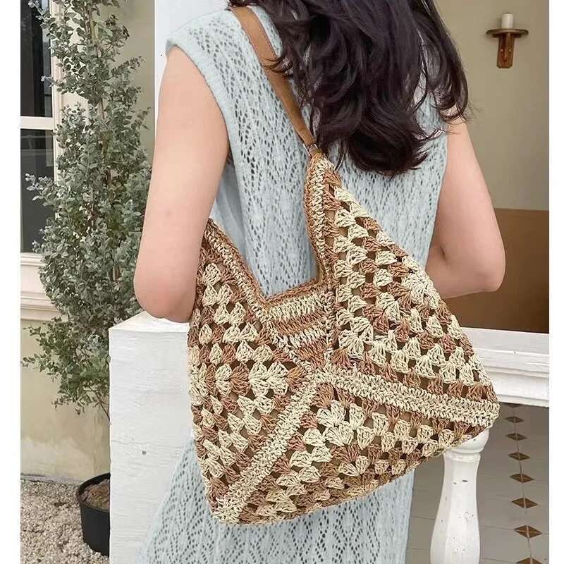Summer New Paper Rope Straw Woven Shoulder Messenger Bag Designer's bag