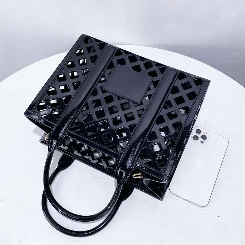 Fashion Box Jelly Bags For Women Designer Handbags Purses 2025 New In PVC Letters Hollow Top Handle Small Candy Shoulder Designer's bag