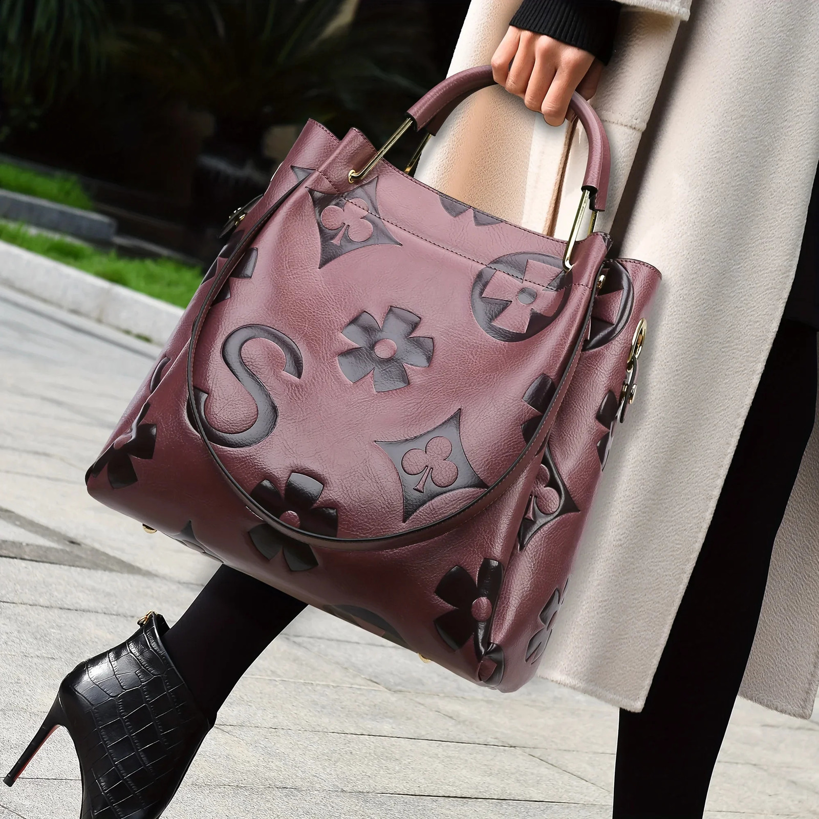 Elegant Floral Faux Leather Satchel - Water-Resistant Work Bag with Adjustable Strap Secure Zip Sling Bag R250423
