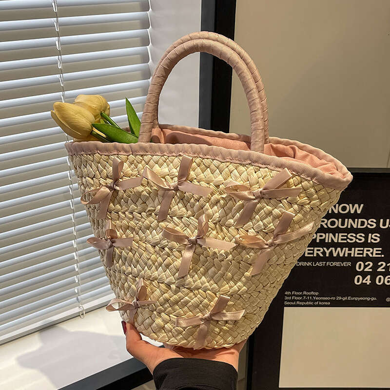 Ins Style Resort Beach Bag Woven Straw For Women With Large Capacity New Summer Versatile Portable Beach Resort And Bucket Bag KQ