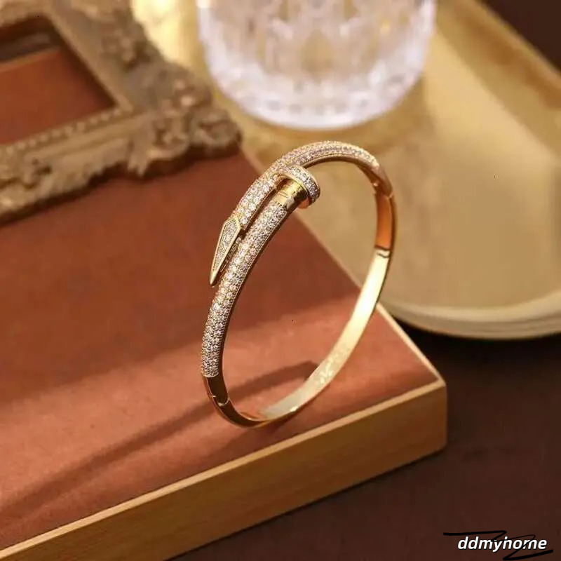 Bracelet Designer Bracelets For Women Luxury Jewelry Copper Plated With High-Quality Fashion Zircon Inlay Bangle Holiday And Vacation Gifts Ddmyhome