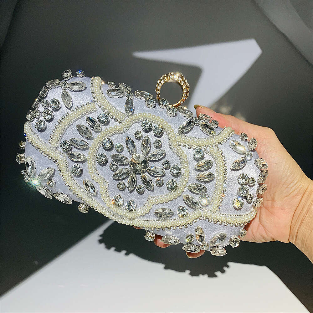 Chaozhou Hengmei Handbag Factory Banquet Handmade Pearl Embroidery Bright Film Women's Handheld Evening Dress Bag