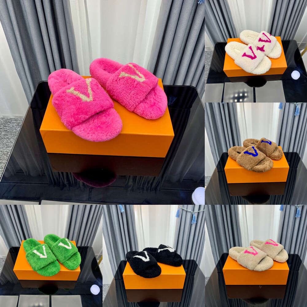 Woman shoe Luxury brand shoes Slipper furry slide Designer sandal Wool Slippers Flat Slides Warm Fluffy Furry Sandal fur slide Comfortable Winter Fur Slipper shoes