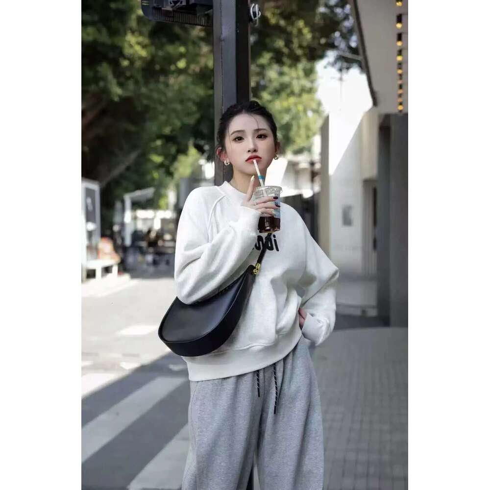Genuine Leather Women's Bag 2025 New Simple And Fashionable Design, High-End Feel, Hand-Held Bill Of Lading Shoulder Crossbody Designer's ba