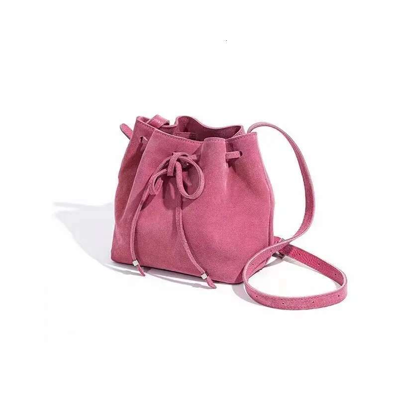 2025 New Frosted Leather Shoulder Bucket Women's Small Crowd Skew Straddle Bag Designer's bag