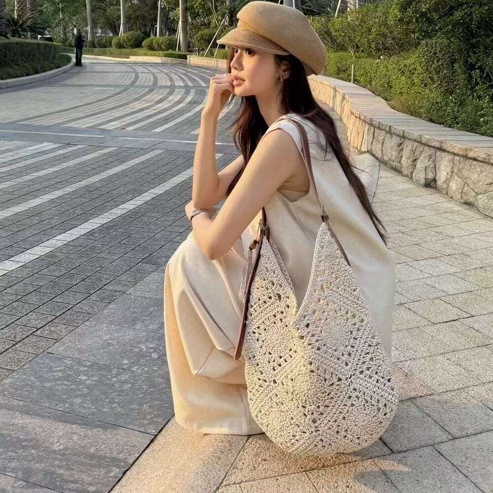 Ins Style Resort Beach Bag Summer New Wax Rope Woven Large Capacity Water Bucket Seaside Vacation Tote Bag Lazy Style Fashionable Big Bag KQ