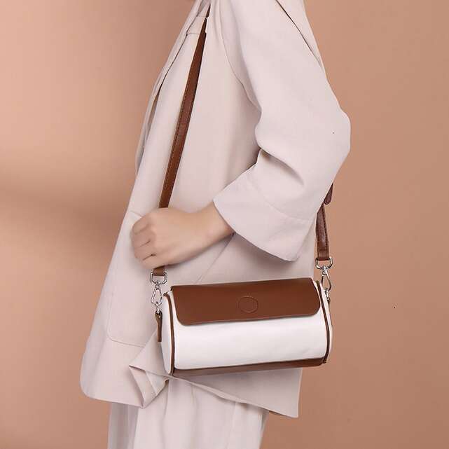 Hong Kong New Crossbody For Women With A High End Feel Niche Cylindrical Soft Leather Autumn And Winter Women S Bag