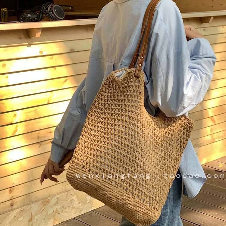 Ins Style Resort Beach Bag Literary And Artistic Vacation Style Hollowed Out Grass Women Summer Seaside Travel Lazy Woven For Commuting Large Capacity