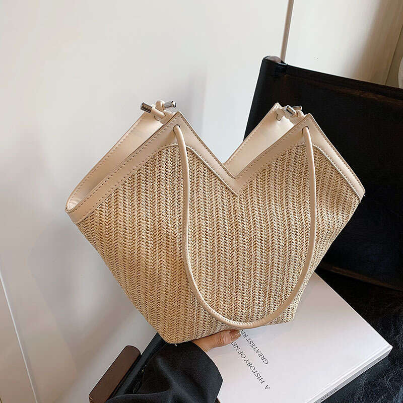 Ins Style Resort Beach Bag Straw For Women Large Capacity New Summer Single Shoulder Commuting Tote Bag Woven Vacation Beach Bag KQ
