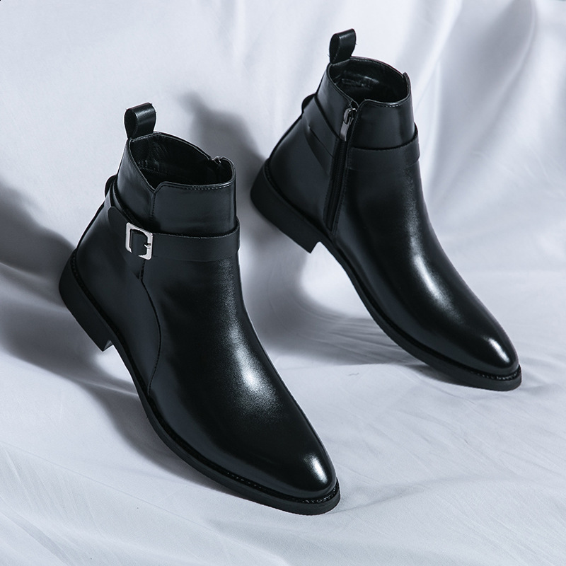 Men Summer High Top Martin Boots Trendy Pointed Short Boots Chelsea Boots Mens British Style Zipper Boots 220819