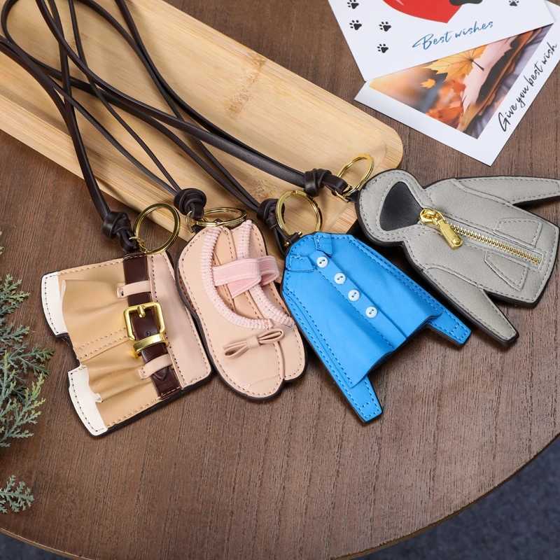 Brand Design M stlye Slippers Apparel Bag Pendant Handmade Accessories Cute Bag Charms Keychain Pendant Hanging Ornament Gift Z251120