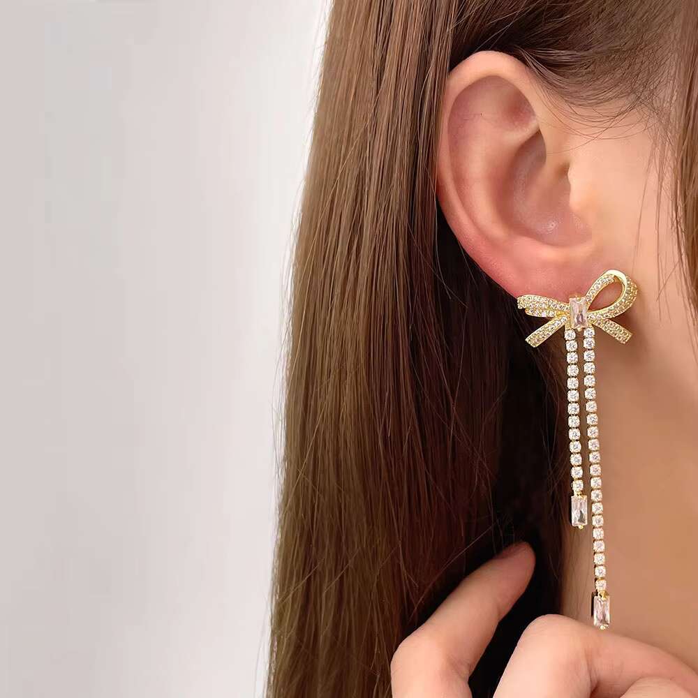 Hot Sale Designer Cubic Moissaniteia Drop Earrings 18k Gold Plated Tassel Butterfly Stud Earrings for Women