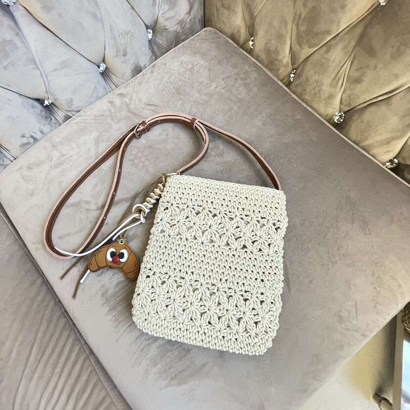 Ins Style Resort Beach Bag New Internet Celebrity Color Contrasting Cowhide Weaving Hollow Cell Phone Bag Seaside Vacation Travel Single Shoulder Cros