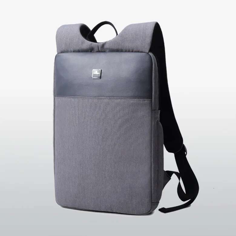 Ergonomic IT Professional Daypack: Stylish Lightweight Messenger Style for Computers Up To 15-Inch