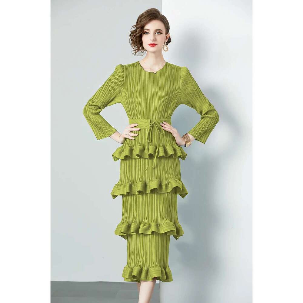 Miyake Autumn New High-End Light Niche Ruffle Edge Cake Skirt Heavy Industry Pleated Slim Long Dress 2024