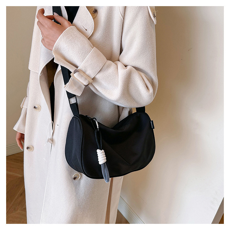 New Minimalist Series Designer Casual Large Capacity Nylon Canvas 2025 Free Shipping Fashion Shoulder Bag Multifunctional Broadband Crossbody Bag Fitn