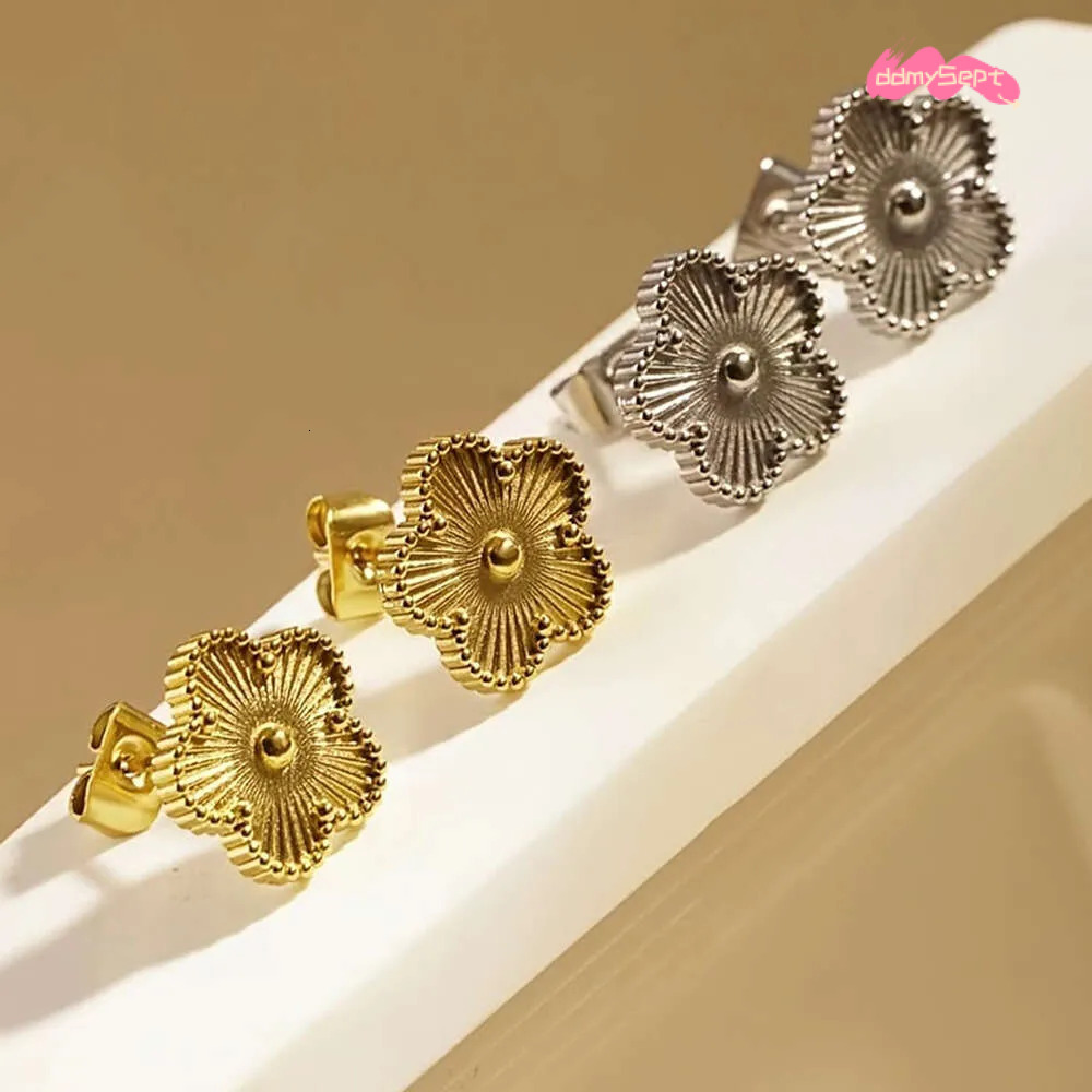 Shape Stainless Steel Earrings Lucky Clover Leaf Jewelry for Women Versatile Fashion H11.21 ddmysept