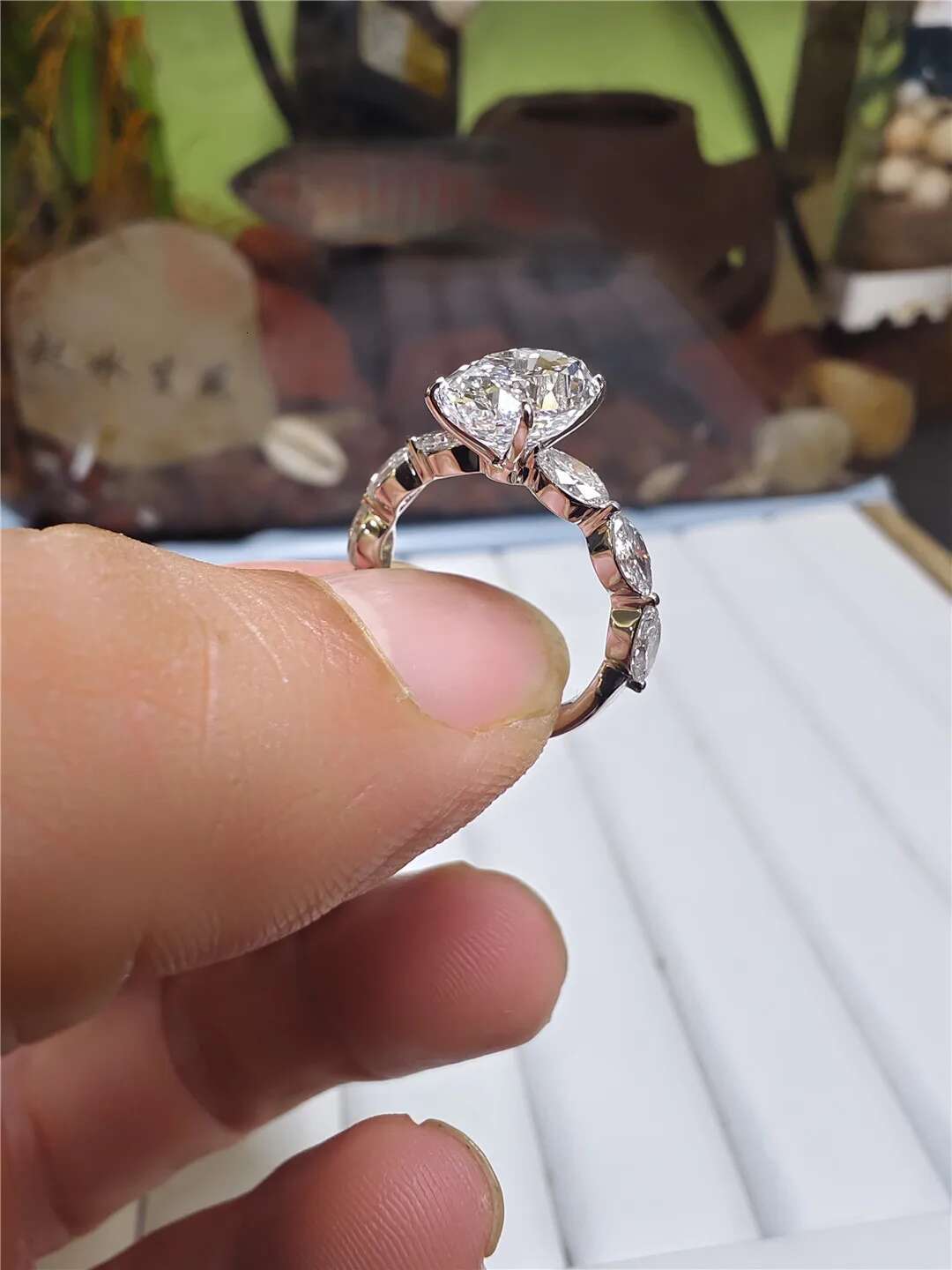 18K gold Diamond Ring Oval 3CT IGI Lab Growing Diamond with Horse Eye diamond wedding ring Factory custom Valentines Day gift