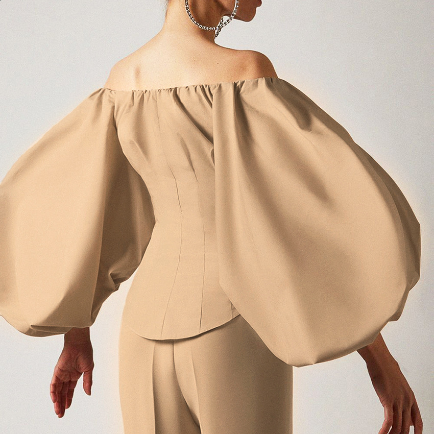 2022 Spring/Summer New Design Sense Long Sleeve Bubble Lantern Sleeve Leakage Shoulder Womens Shirt Top 210422