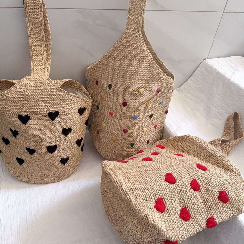 Ins Style Resort Beach Bag Handmade Hook Lafite Grass Bucket Women S Summer Shoulder Bag Heart Embroidery Fashionable And Versatile Beach Vacation Sty