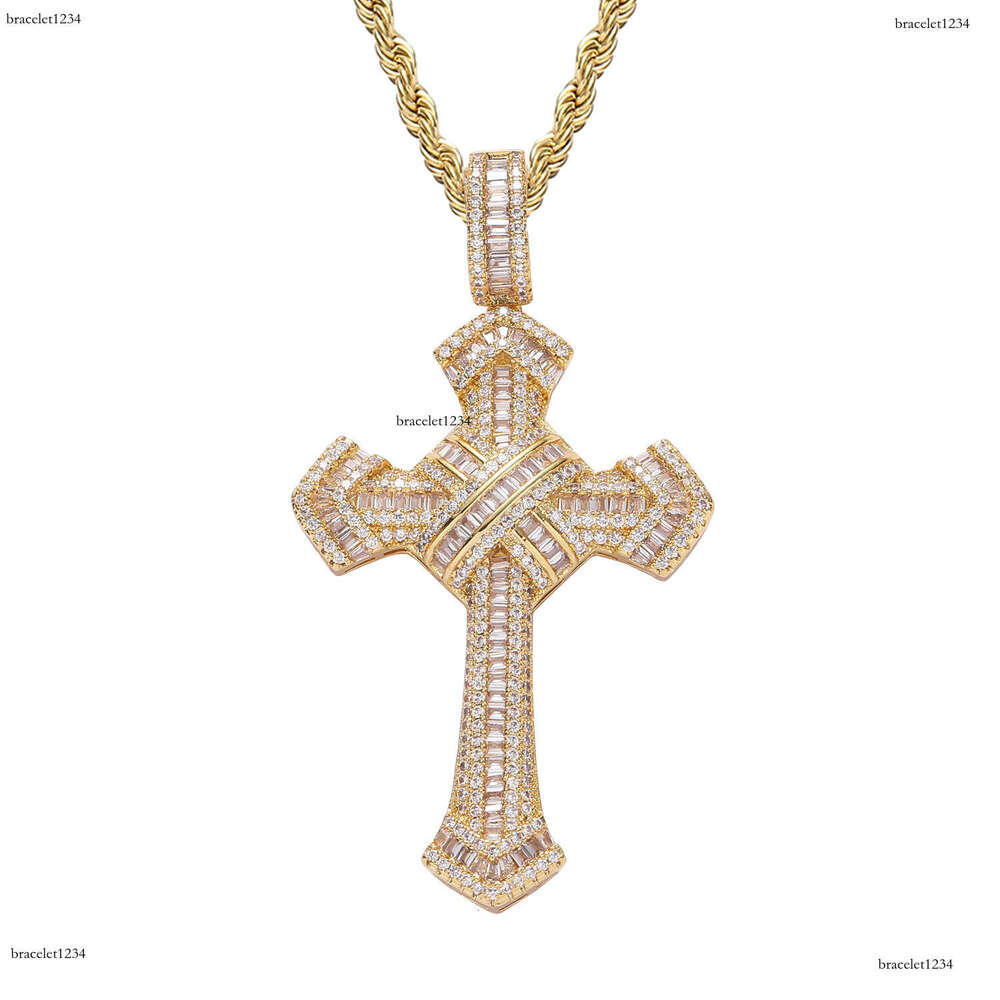 Luxury designer Chic Men Women's Hip Hop Necklace with real gold plated sterling silver and micro-inset ice out vvs Moissanite cross pendant for 