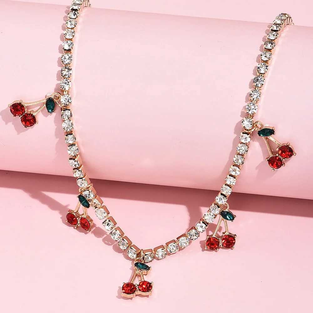 YWZIXLN Boho Bling rhinestone cherry pendant fashion necklace Bijoux chain necklace crystal necklace girl hip-hop jewelry N083XJ250422