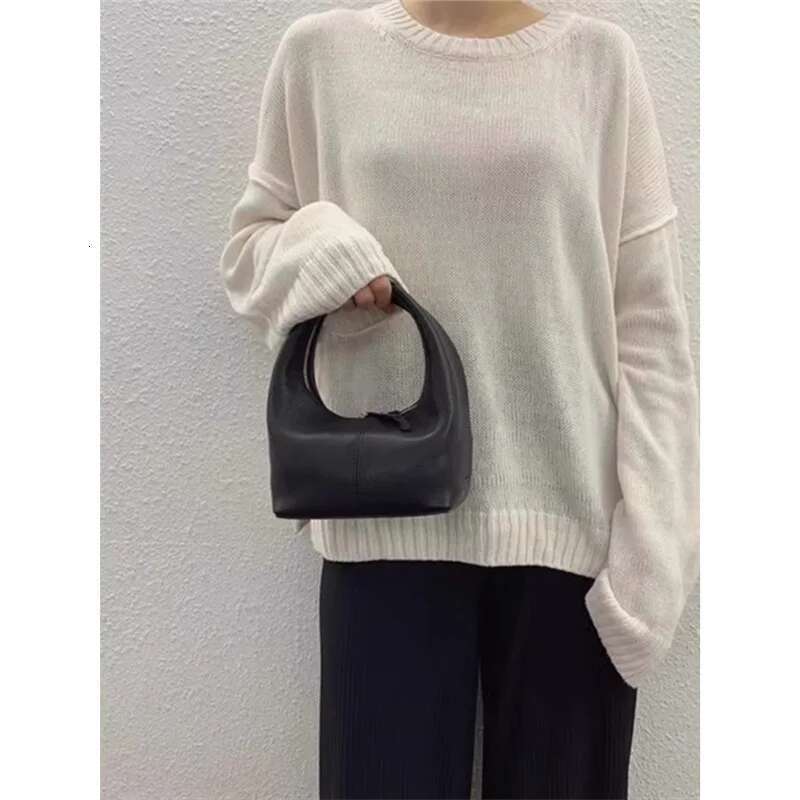 Korean Bucks Leather Sheepskin Handbag Bento Exquisite, Fashionable, And Elegant Handheld Shoulder Bag For Women