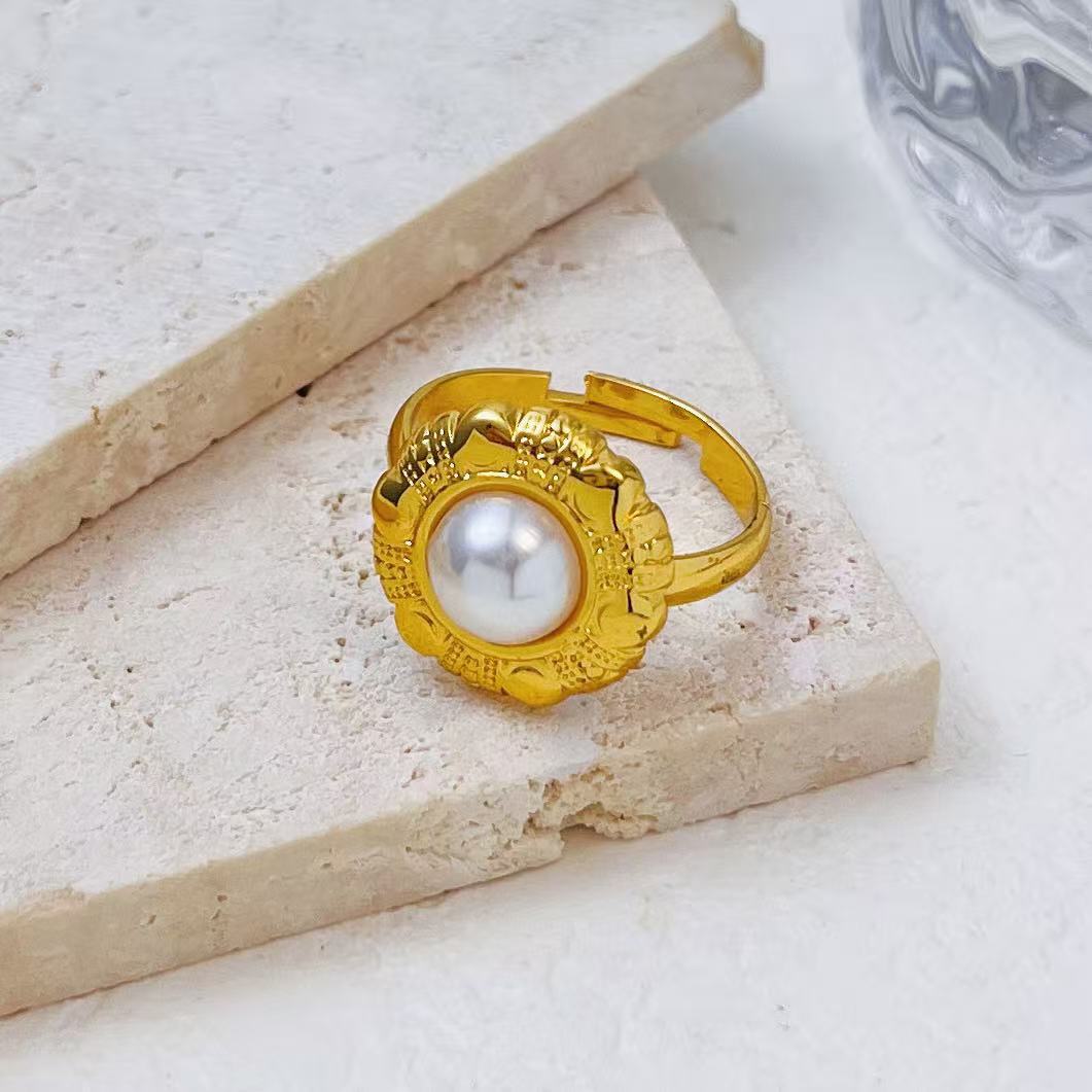 Vintage ring with electroplated pearl fan-shaped adjustable ring High quality gold designer diamond ring rings designer for women engagement men love - view 7