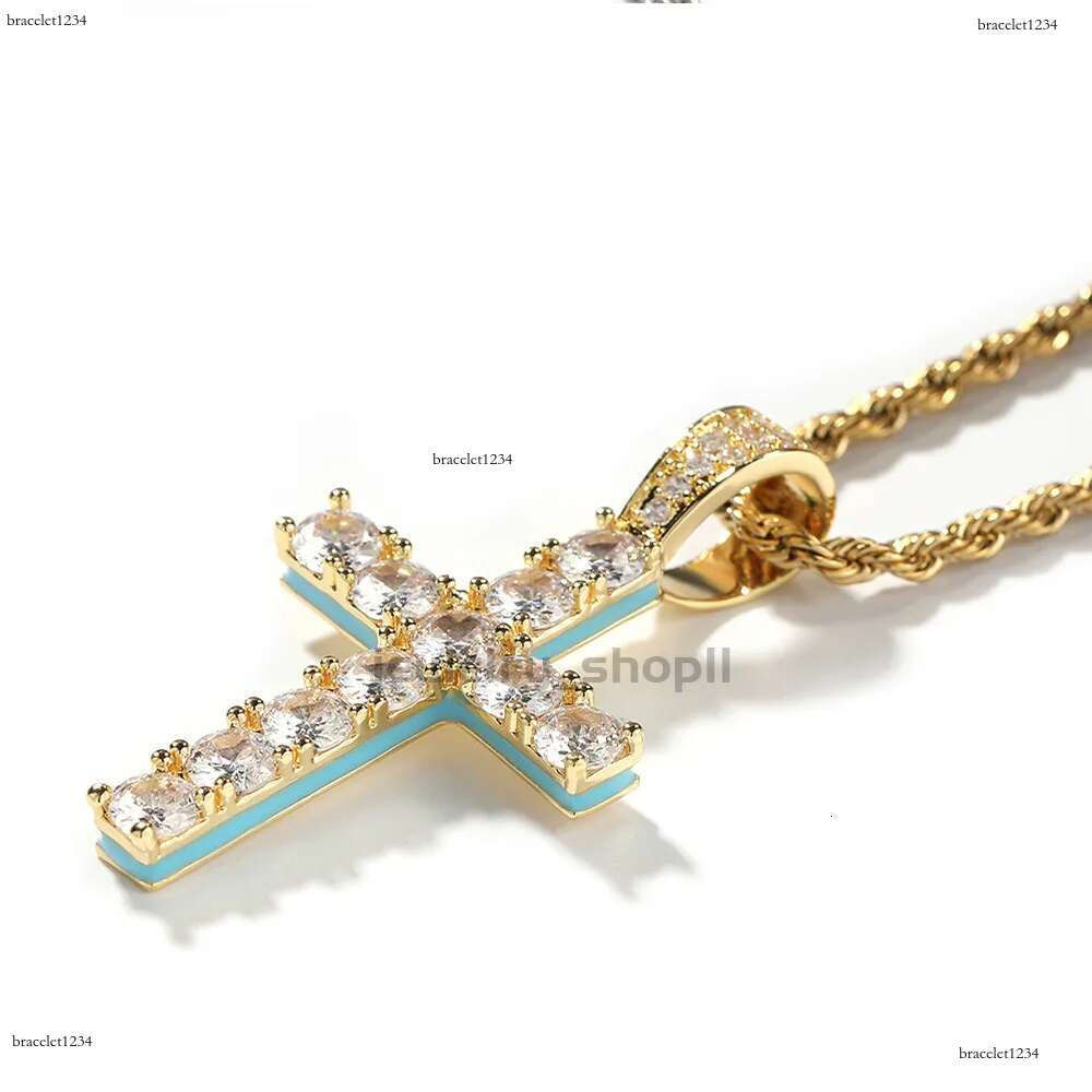 New Cross Personalized Side Glow Set Pendant Necklace Cuban Chain Hip Hop Personality necklace jewelry Moissanite dia gold Sterg Sier