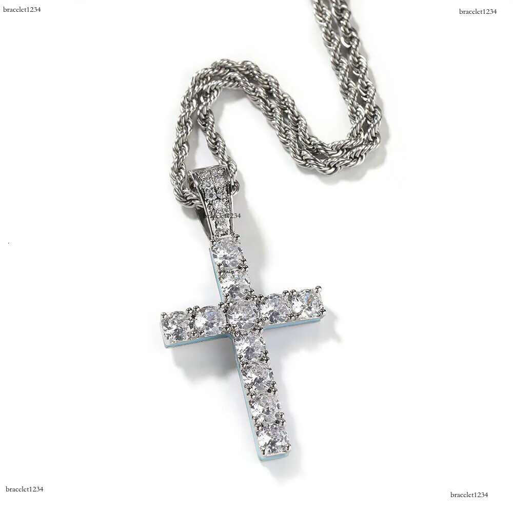 New Cross Personalized Side Glow Set Pendant Necklace Cuban Chain Hip Hop Personality necklace jewelry Moissanite dia gold Sterg Sier