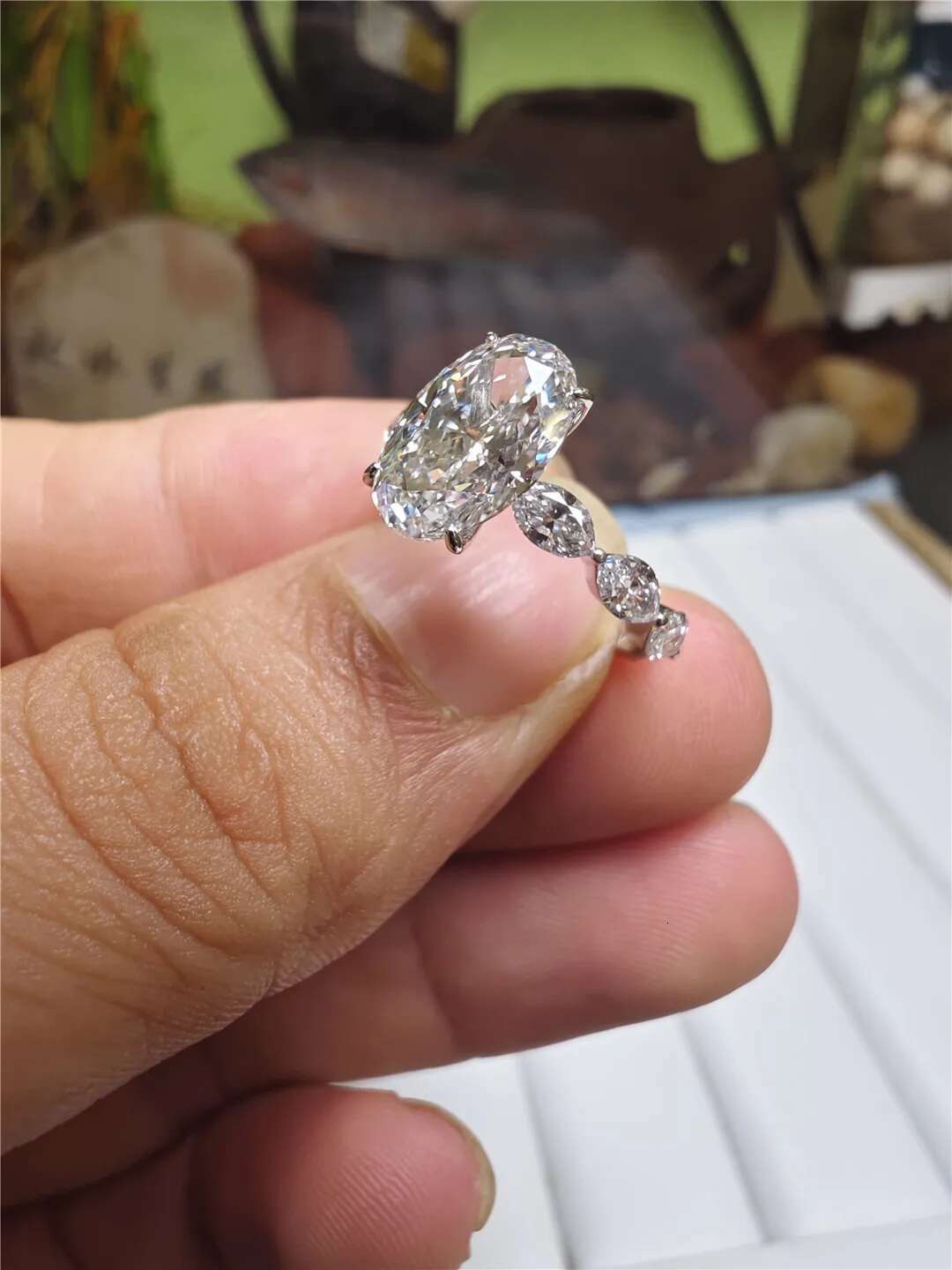 18K gold Diamond Ring Oval 3CT IGI Lab Growing Diamond with Horse Eye diamond wedding ring Factory custom Valentines Day gift